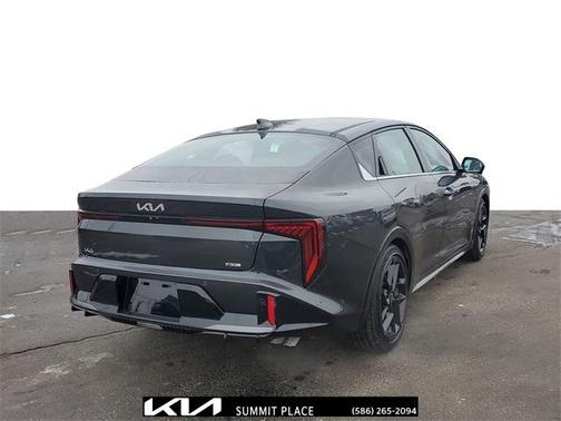 2025 Kia K4 GT-Line Turbo