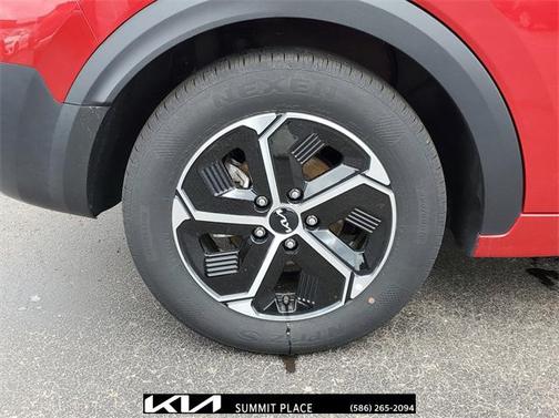 2024 Kia Niro LX