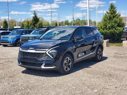 Fusion Black 2023 Kia Sportage LX