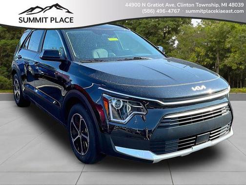 Aurora Black Pearl 2025 Kia Niro EX