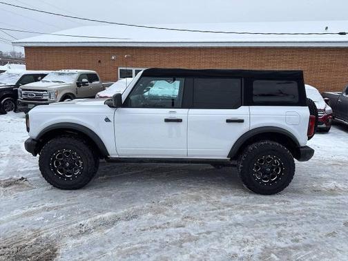 2022 Ford Bronco BLACK DIAMOND