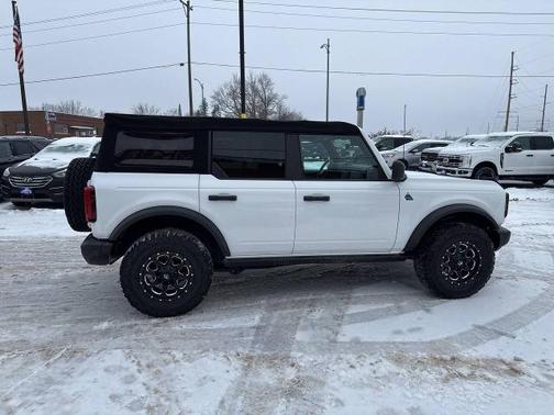 2022 Ford Bronco BLACK DIAMOND