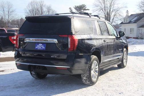 2023 GMC Yukon XL SLT