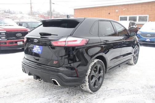 2020 Ford Edge ST