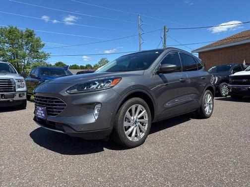 2022 Ford Escape TITANIUM