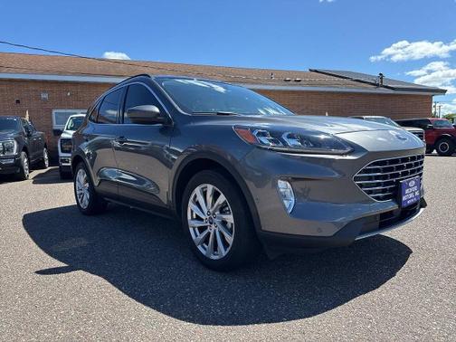2022 Ford Escape TITANIUM