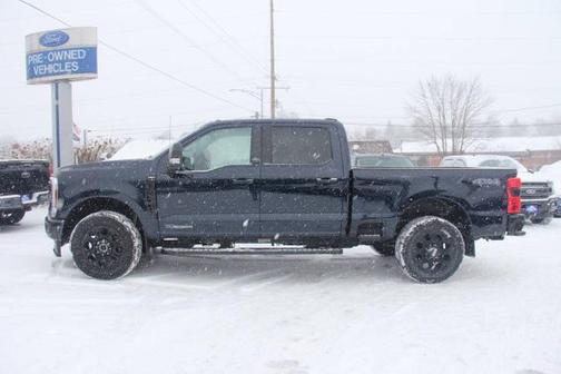 2025 Ford F-350 LARIAT SUPER DUTY