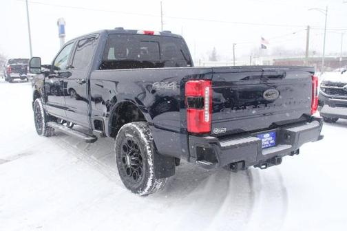 2025 Ford F-350 LARIAT SUPER DUTY
