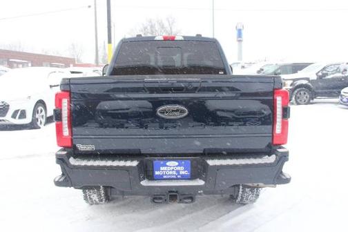 2025 Ford F-350 LARIAT SUPER DUTY