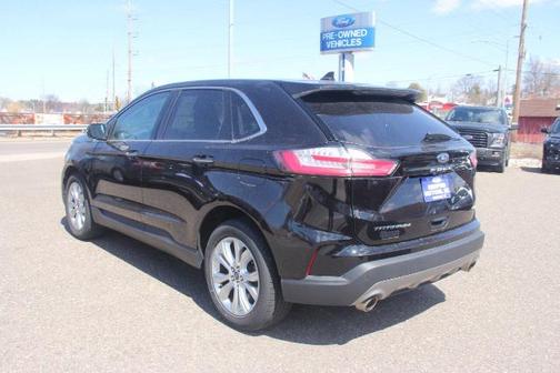 AGATE BLACK METALLIC 2024 Ford Edge TITANIUM