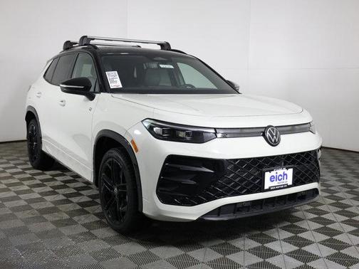 2026 Volkswagen Tiguan 2.0T SE R-Line Black 4MOTION