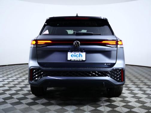 platinum gray metallic 2026 Volkswagen Tiguan 2.0T SE R-Line Black 4MOTION
