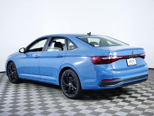 Monterey Blue Pearl 2026 Volkswagen Jetta 1.4T SE