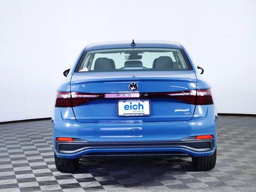 Monterey Blue Pearl 2026 Volkswagen Jetta 1.4T SE