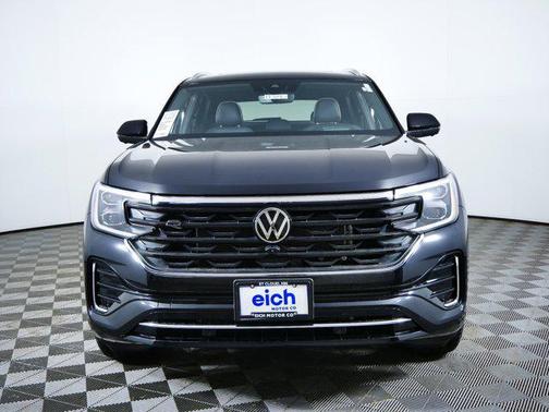 deep black pearl 2026 Volkswagen Atlas Cross Sport 2.0T SEL Premium
