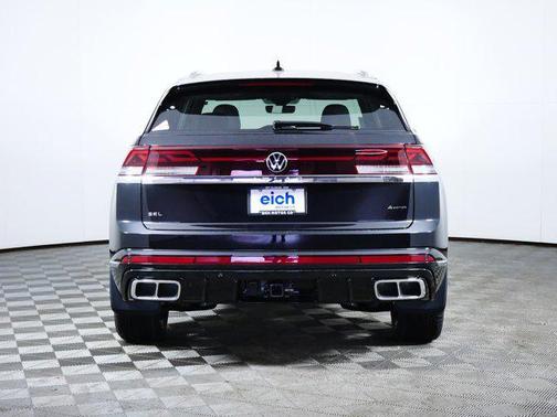 deep black pearl 2026 Volkswagen Atlas Cross Sport 2.0T SEL Premium