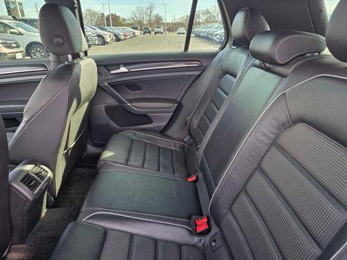 2019 Volkswagen Golf R 2.0T DSG