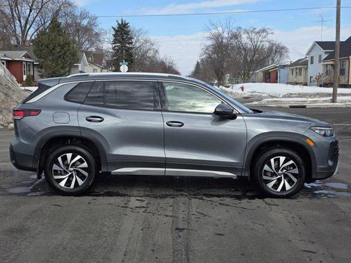 2025 Volkswagen Tiguan 2.0T S 4MOTION