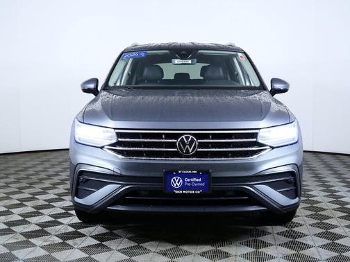 Platinum Gray Metallic 2024 Volkswagen Tiguan 2.0T SE 4MOTION