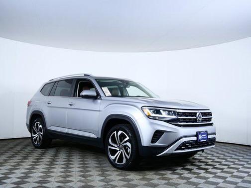 Pyrite Silver Metallic 2022 Volkswagen Atlas 3.6L SEL
