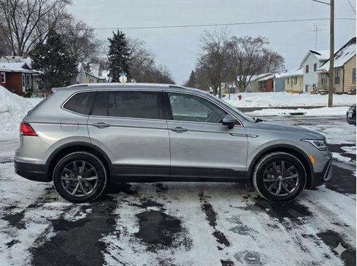 2022 Volkswagen Tiguan 2.0T SE 4MOTION