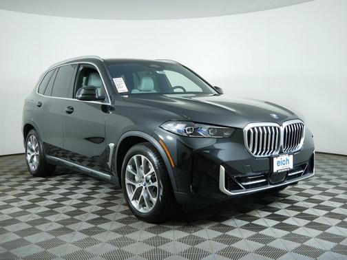 Black Sapphire Metallic 2026 BMW X5 PHEV xDrive50e