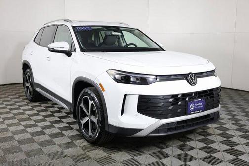 2025 Volkswagen Tiguan 2.0T SE 4MOTION