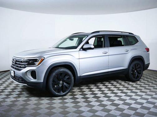 Silver Mist Metallic 2026 Volkswagen Atlas 2.0T SE w/Technology 4MOTION