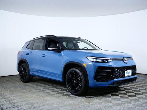 Monterey Blue w/Deep Black Roof 2026 Volkswagen Tiguan 2.0T SE R-Line Black 4MOTION
