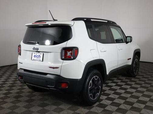 2017 Jeep Renegade Trailhawk