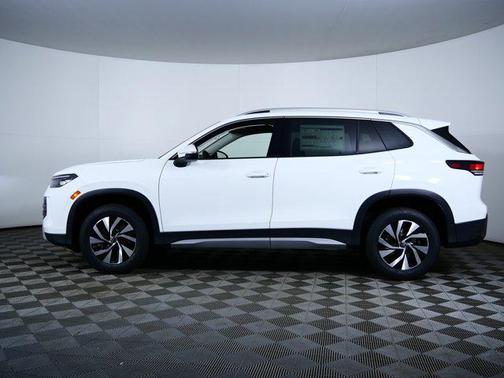 pure white 2026 Volkswagen Tiguan 2.0T S 4MOTION
