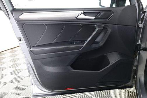 2023 Volkswagen Tiguan 2.0T SE R-Line Black 4MOTION