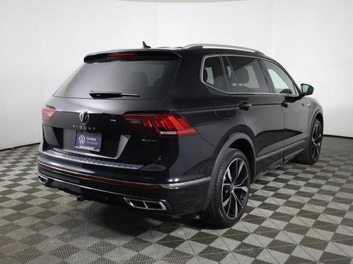2022 Volkswagen Tiguan 2.0T SEL R-Line 4MOTION