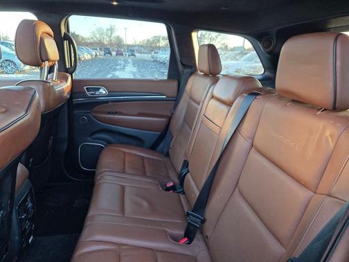 2017 Jeep Grand Cherokee Summit