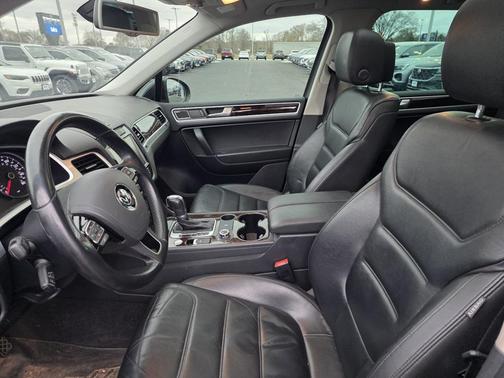 2013 Volkswagen Touareg TDI Executive