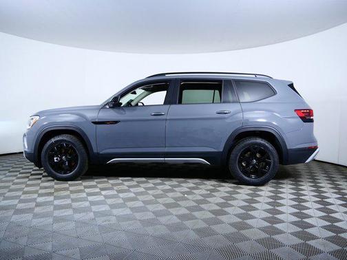 2026 Volkswagen Atlas Peak Edition