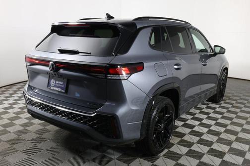 2025 Volkswagen Tiguan 2.0T SE R-Line Black 4MOTION