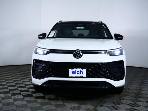 Opal White w/Deep Black Roof 2026 Volkswagen Tiguan 2.0T SE R-Line Black 4MOTION