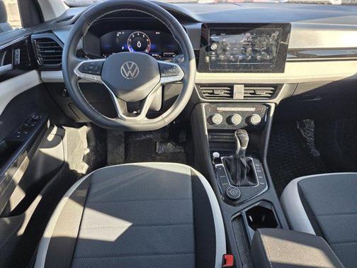 2025 Volkswagen Taos 1.5T S