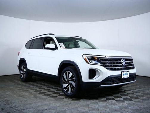Opal White Pearl 2026 Volkswagen Atlas 2.0T SE w/Technology 4MOTION
