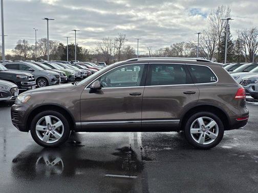 2014 Volkswagen Touareg TDI Lux