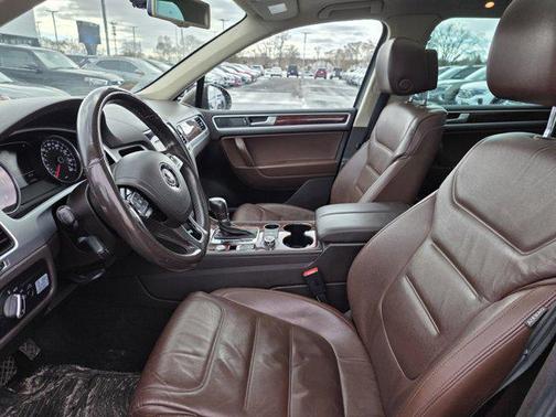 2014 Volkswagen Touareg TDI Lux