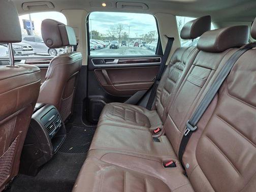 2014 Volkswagen Touareg TDI Lux