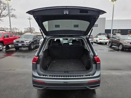 2023 Volkswagen Tiguan 2.0T SE 4MOTION