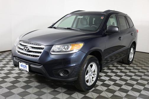 2012 Hyundai SANTA FE GLS