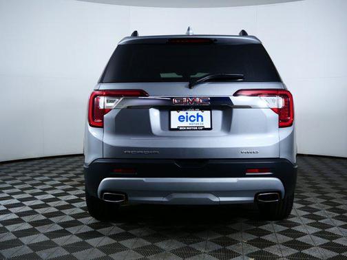 Sterling Metallic 2023 GMC Acadia AWD SLT