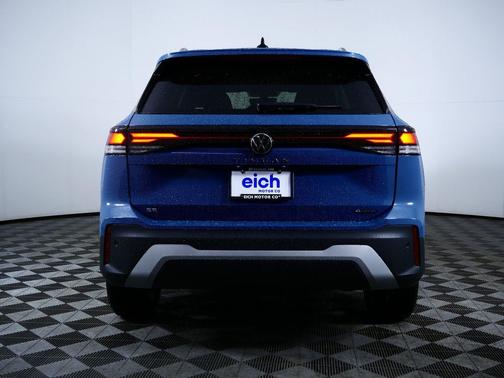 Monterey Blue Pearl 2026 Volkswagen Tiguan 2.0T SE 4MOTION
