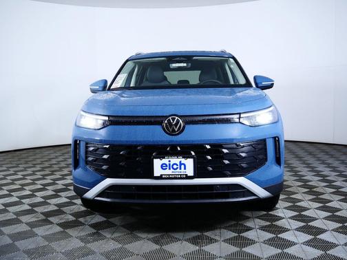Monterey Blue Pearl 2026 Volkswagen Tiguan 2.0T SE 4MOTION