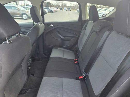 Magnetic Metallic 2018 Ford Escape SE