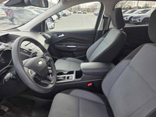 Magnetic Metallic 2018 Ford Escape SE